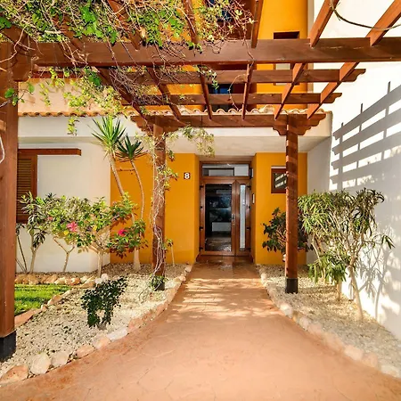 Bennecke Flamenco Apartment *